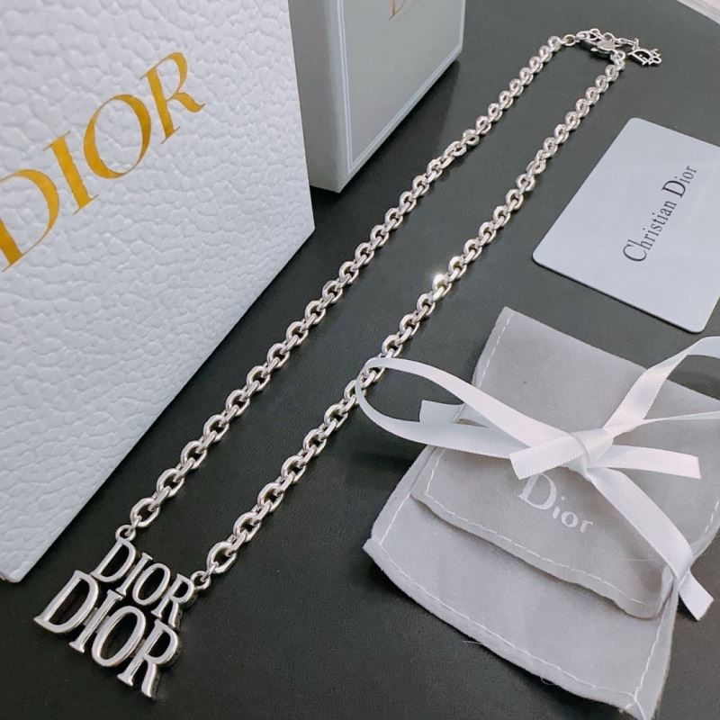 chr1st1an D10r necklaces